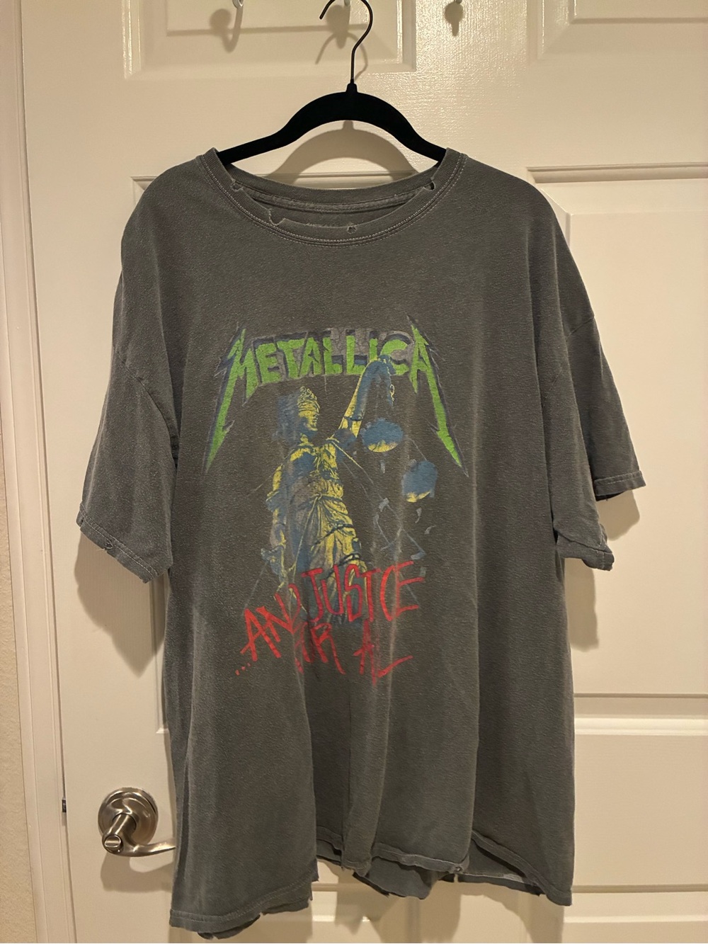Men's Gray Metallica Graphic Tee